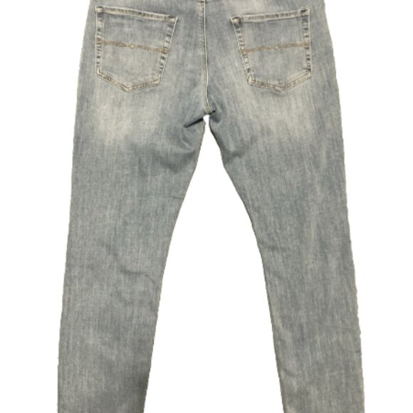 Lucky Brand Men's 34x32 411 Athletic Taper 5 Pocket Style straight midrise Jeans - Picture 12 of 16